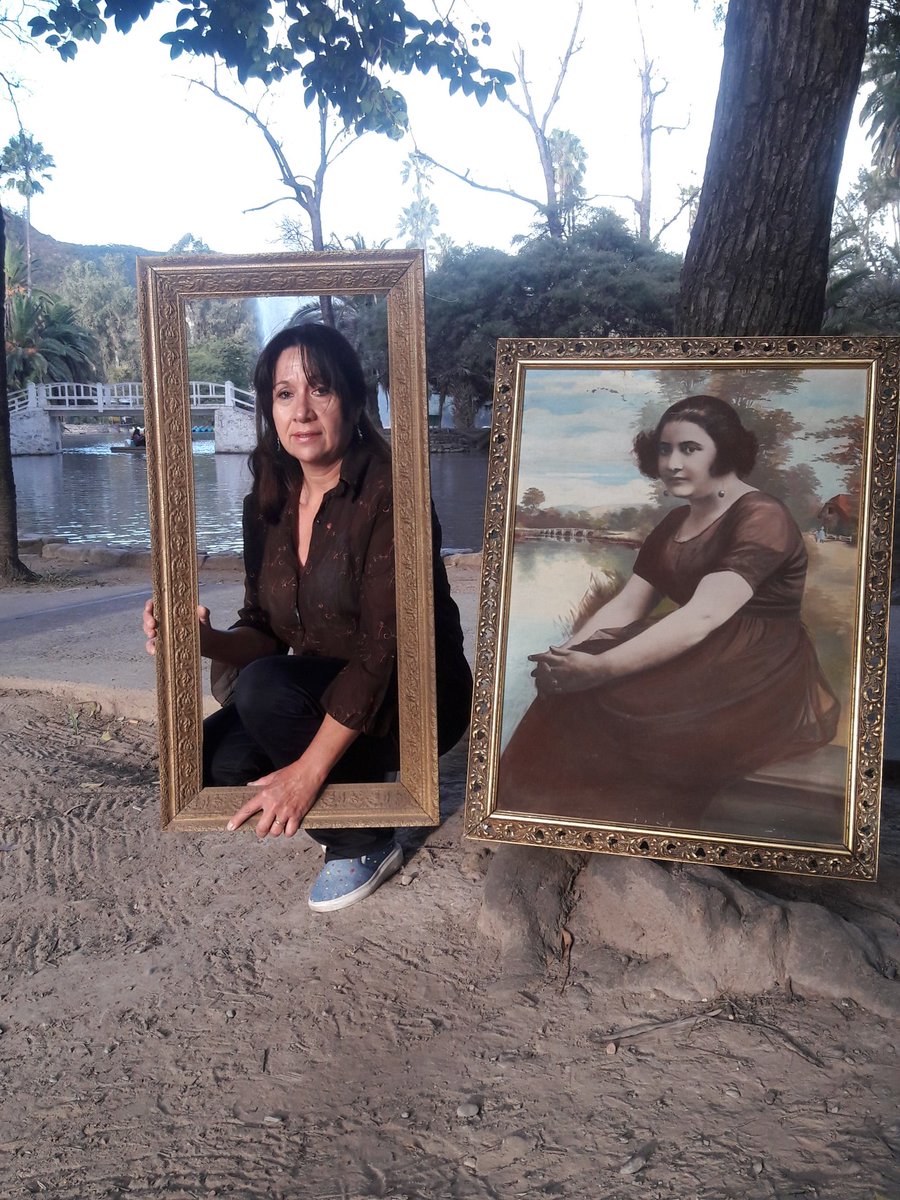 macucortez's tweet photo. La Mujer que me inspira diariamente es mi abuela por sus ideas férreas sobre la vida. (Foto con un Autorretrato) #MujerMaravillaEnVillage https://t.co/fpwh35weL5