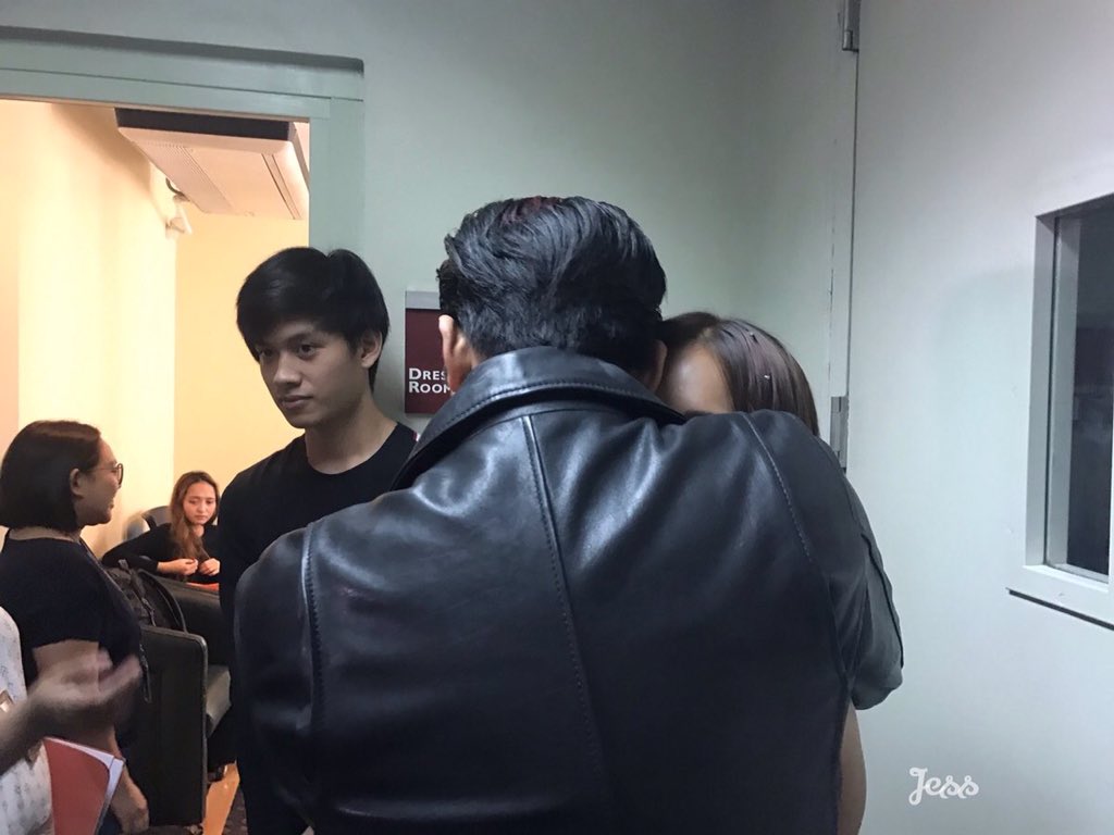 kughthrynn's tweet photo. nope, wala akong nakita 🙃🙃🙃😂✌🏻️✌🏻 https://t.co/GUKEPGNhcM