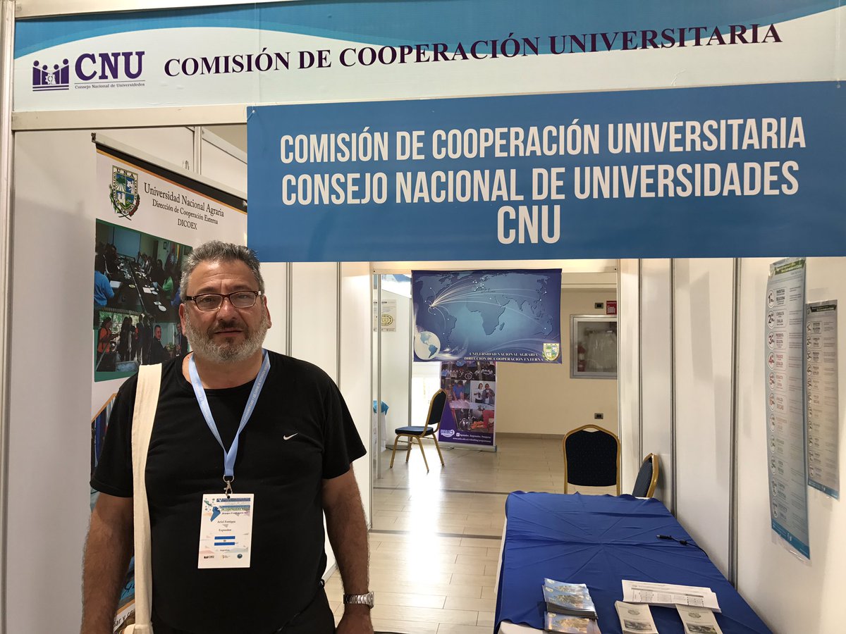 arielfontana's tweet photo. Curso Extensión Critica e Integralidad Universidad Nacional de Ingeniería de Nicaragua #ULEU @unionleu con Humberto Tomassino #CNU https://t.co/W7MeAHjEwM