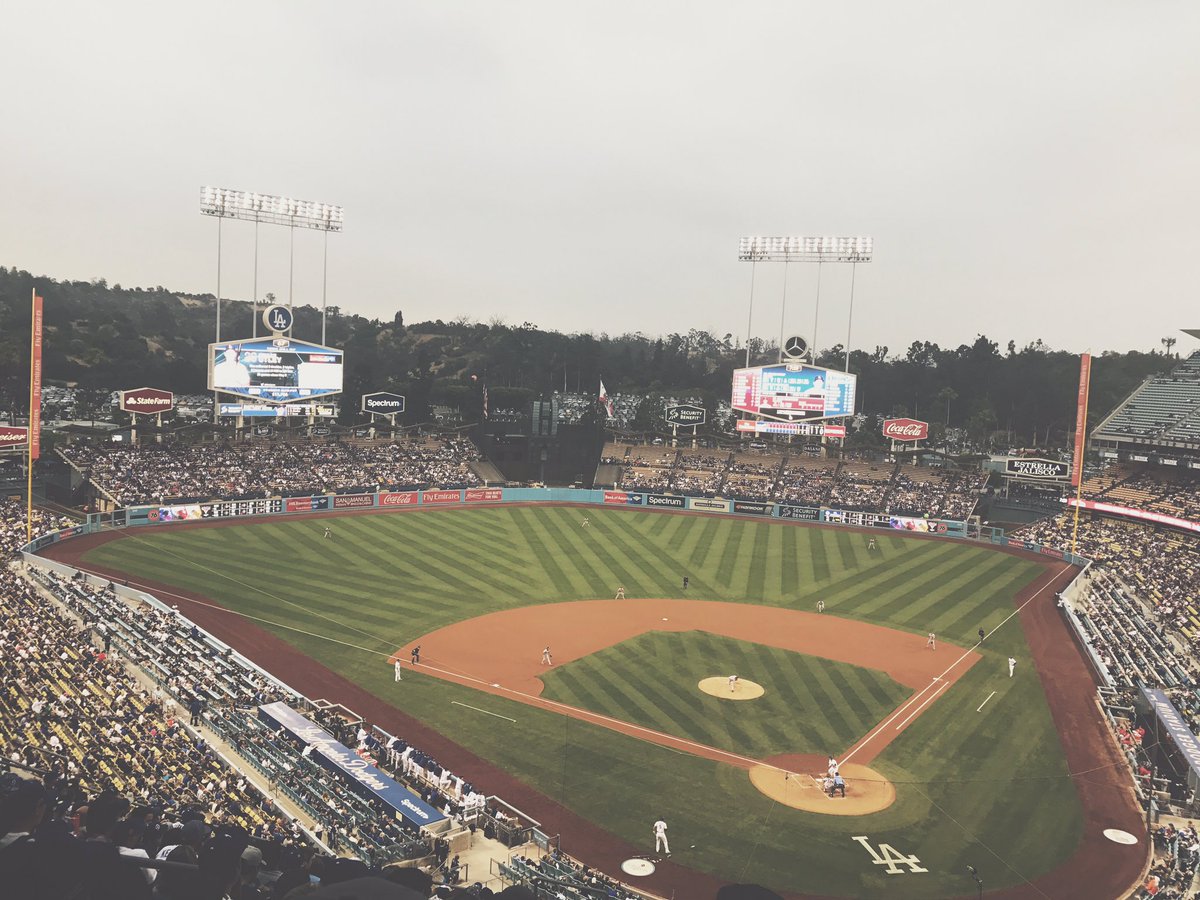 j_guzman27's tweet photo. Game 7. πβΎοΈ #Bobbleheader #ITFDB!!! #LetsGoDodgers!!! https://t.co/ZoDMZ2GyaI