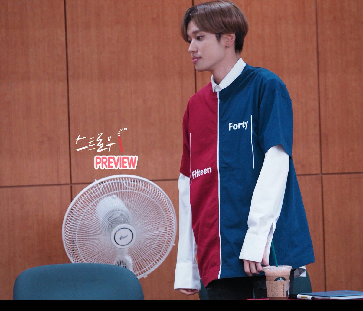 [스트로우 미리보기] 170606 강남팬싸인회♥
그냥 가만히 서있어도 빛나는 니엘아★