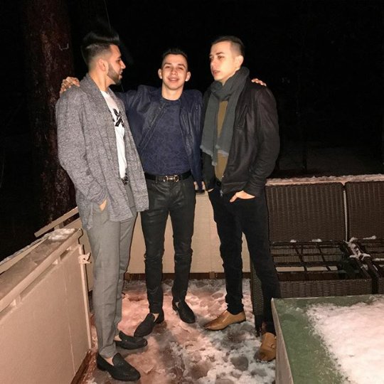 losparrasFans's tweet photo. #LosParras
#CesarParra #CarlosParra #CristhianParra https://t.co/mZp0gqaZv6