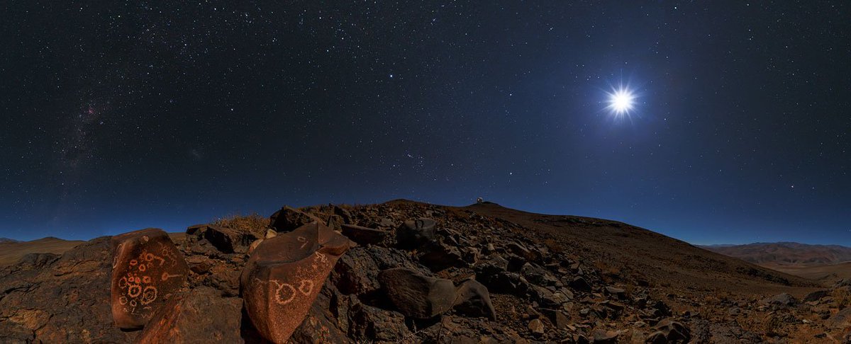 pourmecoffee's tweet image. In Chile, the European Southern Observatory in the distance and thousand-year old petroglyphs in the foreground eso.org/public/images/…