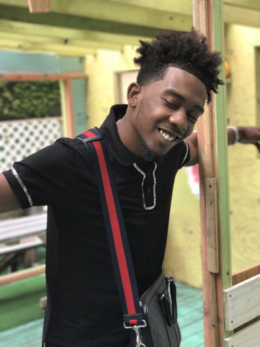 LifeOfDesiigner's tweet photo. LOD 🐐🔥 https://t.co/YwtrlBRPVx