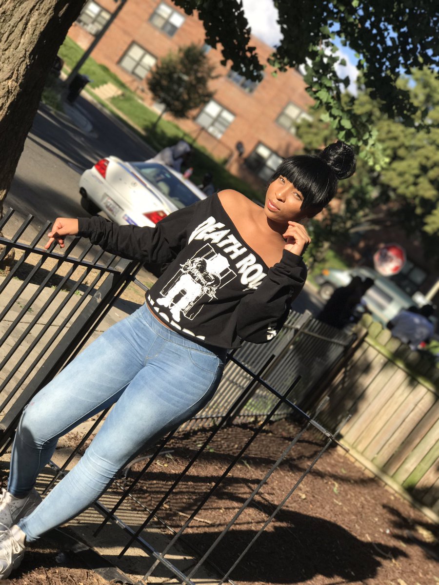 SignedMariam's tweet photo. Tinker ✨ https://t.co/Te4logVlFK