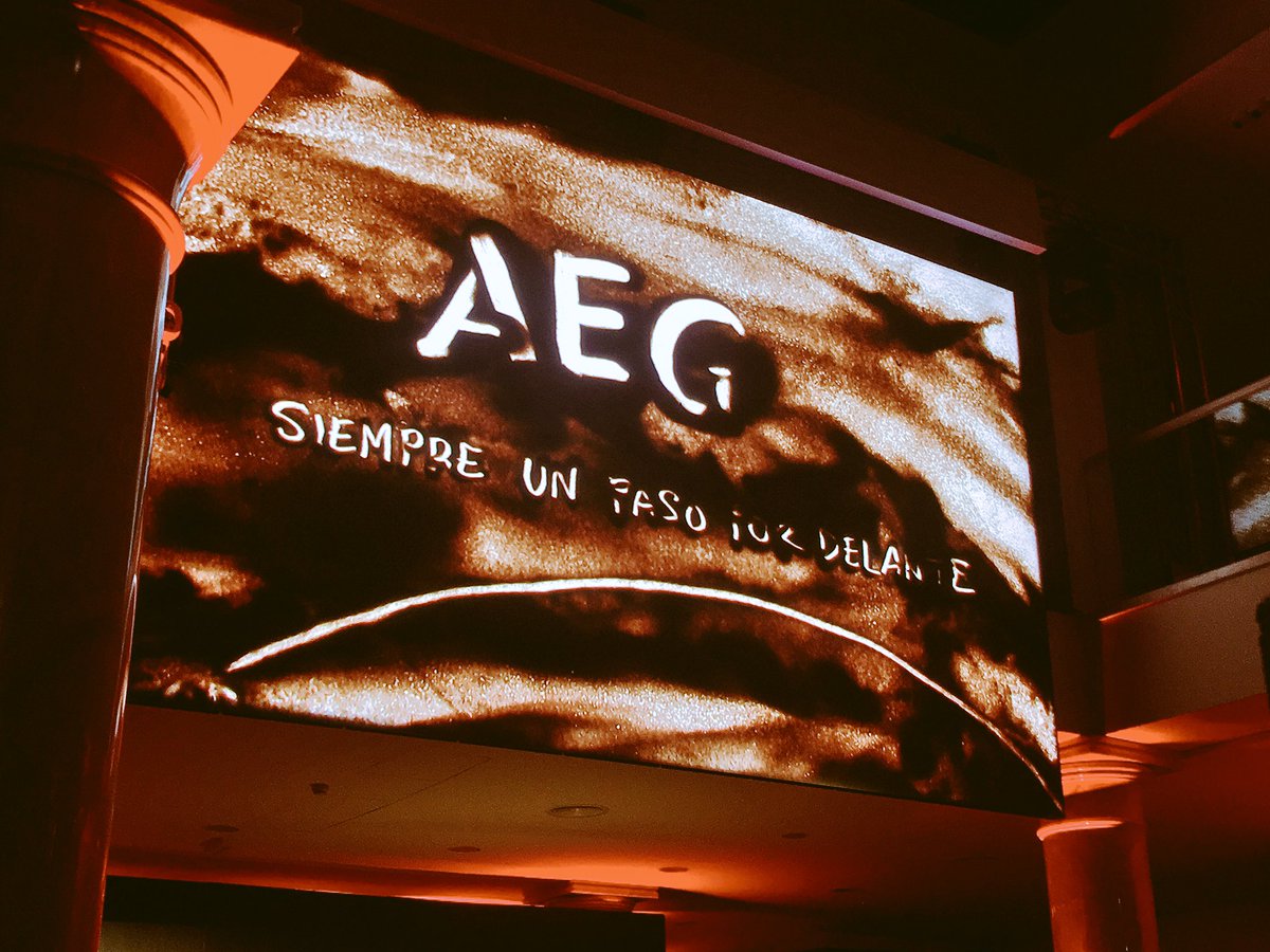 Juntos seguiremos aportando innovación tecnología y diseño para esta gran familia ¡Gracias a todos por acompañarnos! #AEG130Aniversario