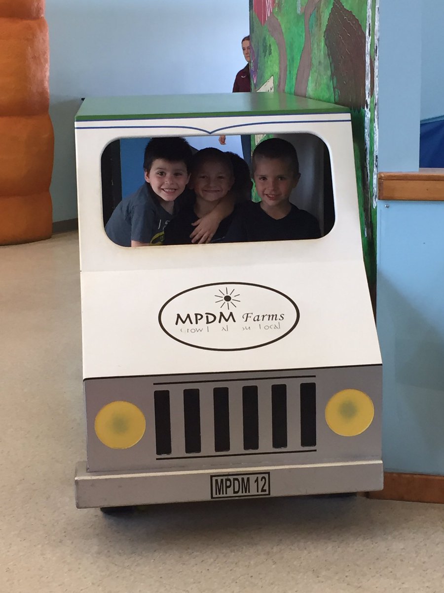 These smiles say it all! We had an amazing time on our Kindergarten Field Trip at the Discovery Museum! #HLCSGreatThings