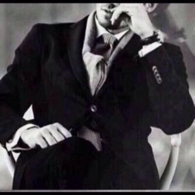 D0hvzi's tweet photo. ✨🎻
الف مــبرووك ي انيق
منها للاعلى ياارب
شاهدين لك بالخيير
🎵🕊
@AhmadZfp 👑
#الامير_احمد_الاحمد_15k_محب 
#قروب_لحظه_انتظار https://t.co/pCK7wIDyT6