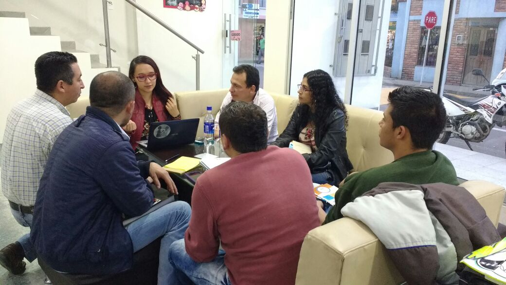 CALNacional's tweet photo. #CALSabana En taller de diagnóstico y construcción colectiva del plan de trabajo jurídico-sindical con #Singebel en Sopó #SindicalismoEsPaz https://t.co/BvptQfofj5