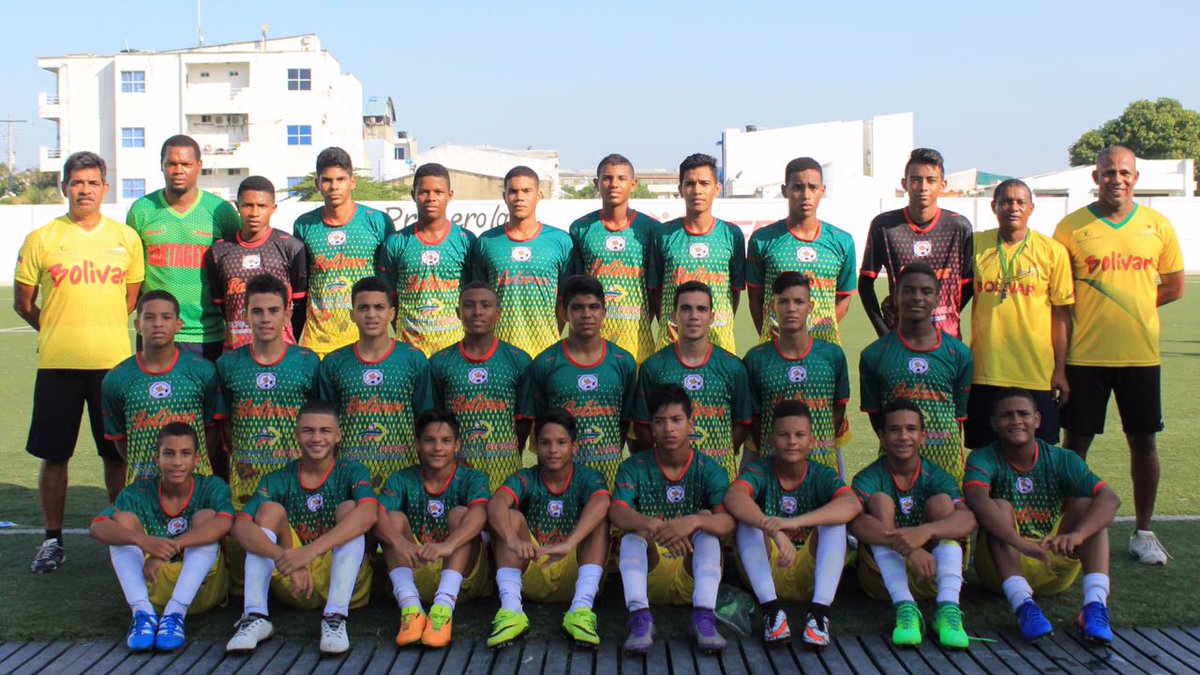 Selección  Bolívar prejuvenil a un paso de seguir avanzando