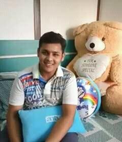 diahamanda18's tweet photo. Waw  @devjoshi10 devjoshi1 very cool n handsome
Kayanya itu bantal dari @whatsonANTV ant @whatsonANTV https://t.co/3RKkZFDbVg