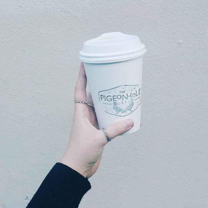 StudioMatrixAus's tweet image. Hump day vibes! Calling on a little help from Pigeonhole to get us by. #studiomatrix