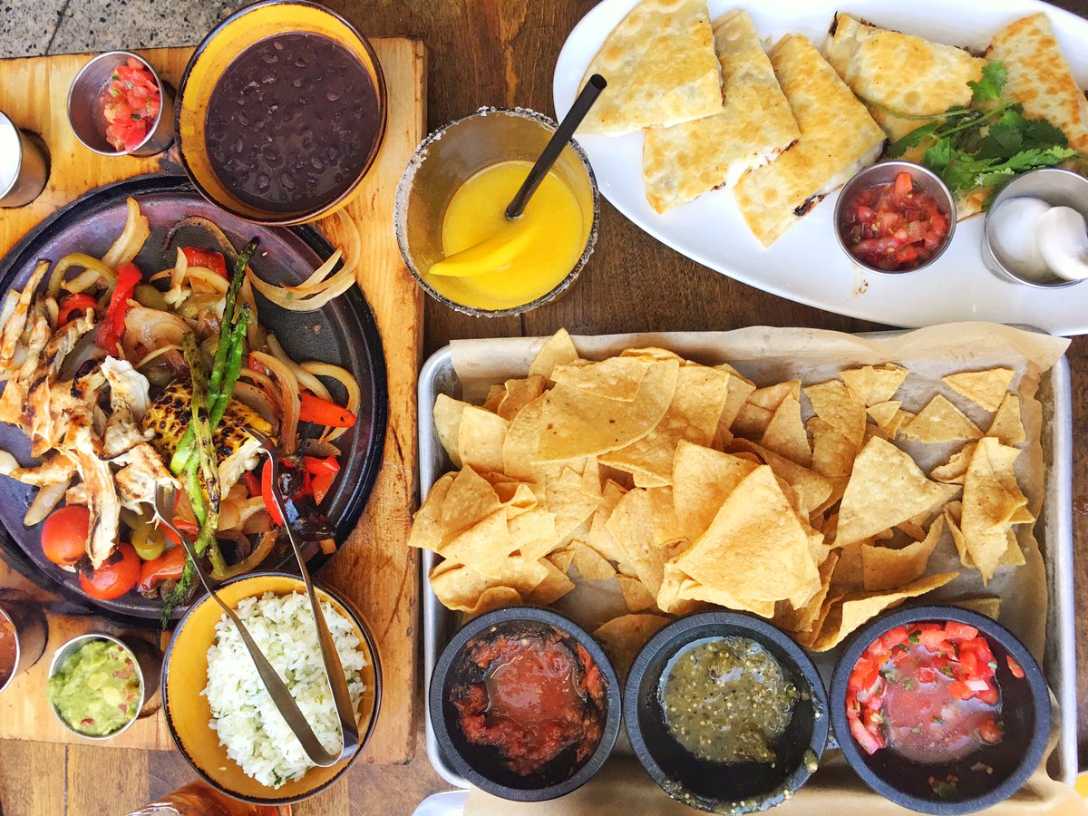 Mexican with Mom. 🌶🌮