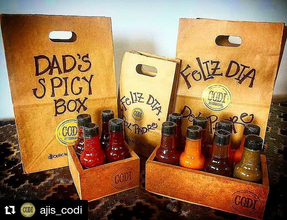 AJICODI's tweet photo. Día de el padre 
Caja por 4 salsas $50.000
Caja por 8 salsas $100.000 https://t.co/DxKcFKbAtQ
