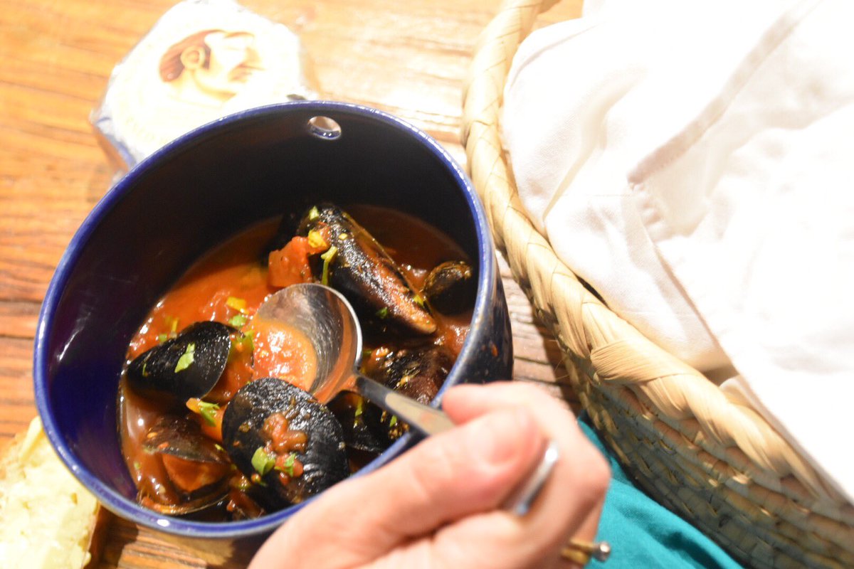 @carlagrossetti tweet media