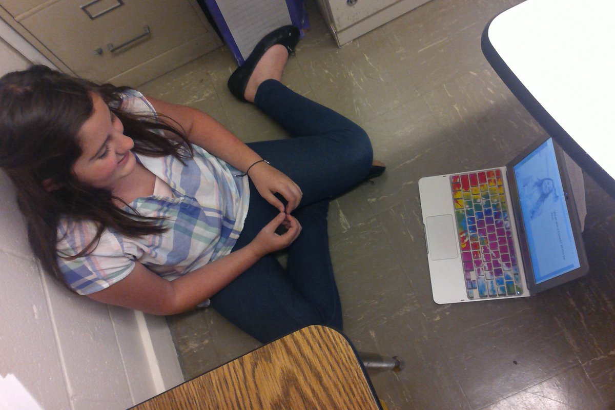 Ss using <a href="/Newsela/">Newsela</a>, <a href="/GAFE/">AB</a> and @flipgrid to read, respond, and record to support editing, revising of response, and get feedback.