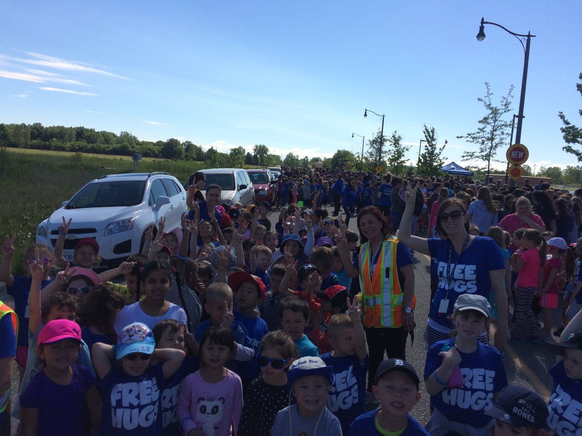TVAEyEce's tweet photo. we raised $6000 to support we care for kids and honoured Paul Bisson. Today and every day we are proud to be a vista vortex @TVAelementary https://t.co/L0LkIonDIL