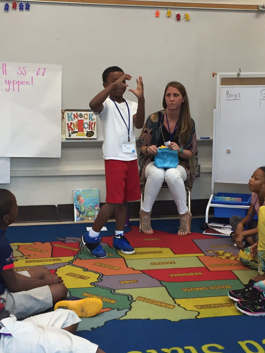 lyssareads's tweet photo. Another great day of learning with @ReadforAllPeopl! #summerlearning #OGphonics https://t.co/PGAsYeBpVJ