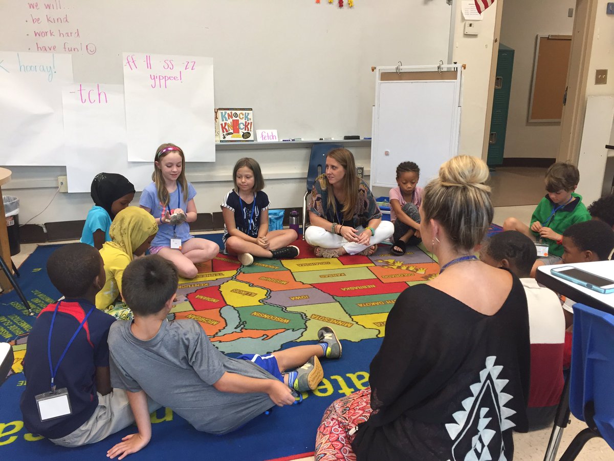 lyssareads's tweet photo. Another great day of learning with @ReadforAllPeopl! #summerlearning #OGphonics https://t.co/PGAsYeBpVJ