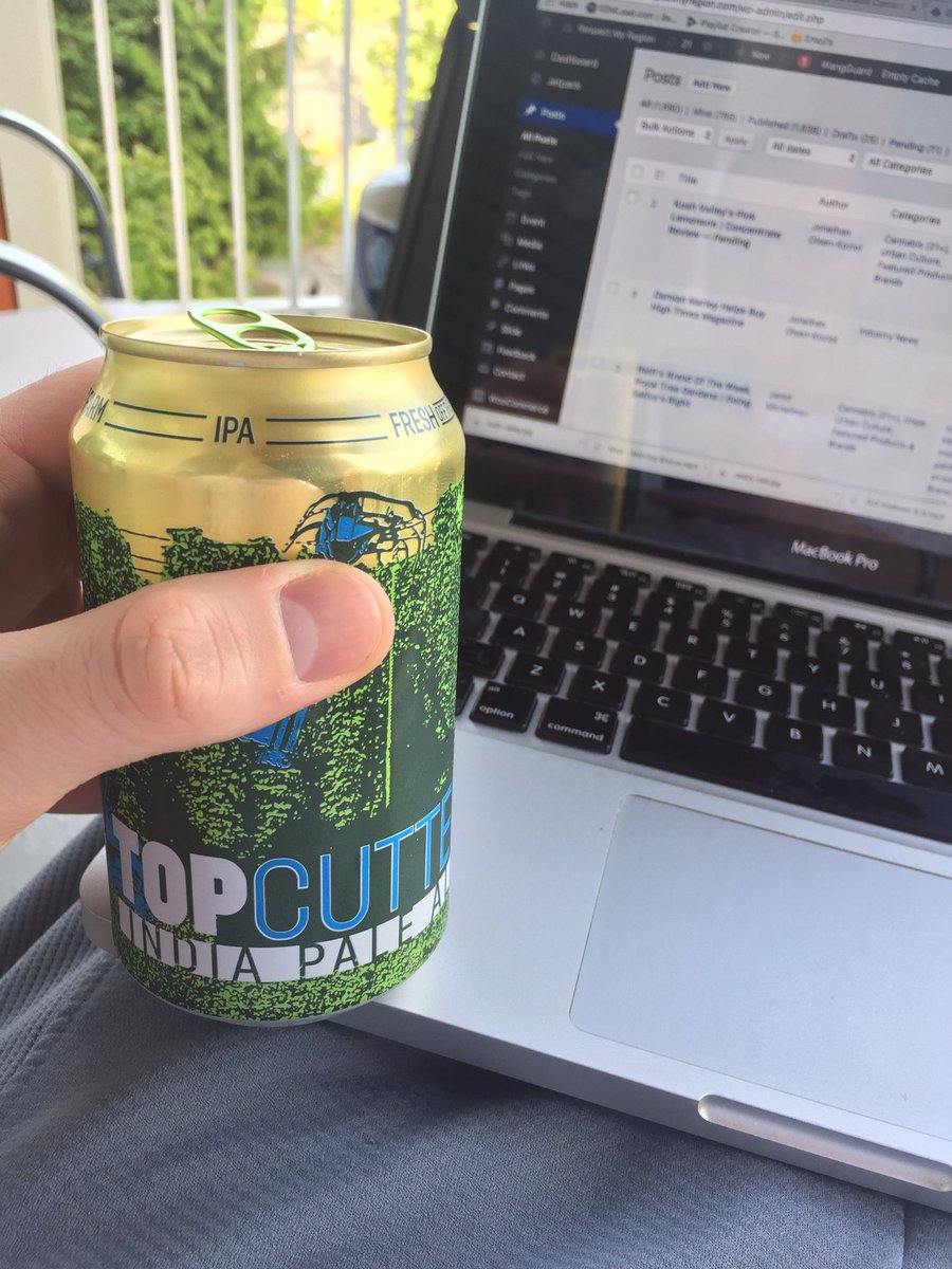 RespectMyRegion's tweet photo. Sitting on the deck writing articles, enjoying a @BaleBreaker Top Cutter #IPA on this fine #Seattle day #craftbeerhour https://t.co/ZzoCFmYdNE
