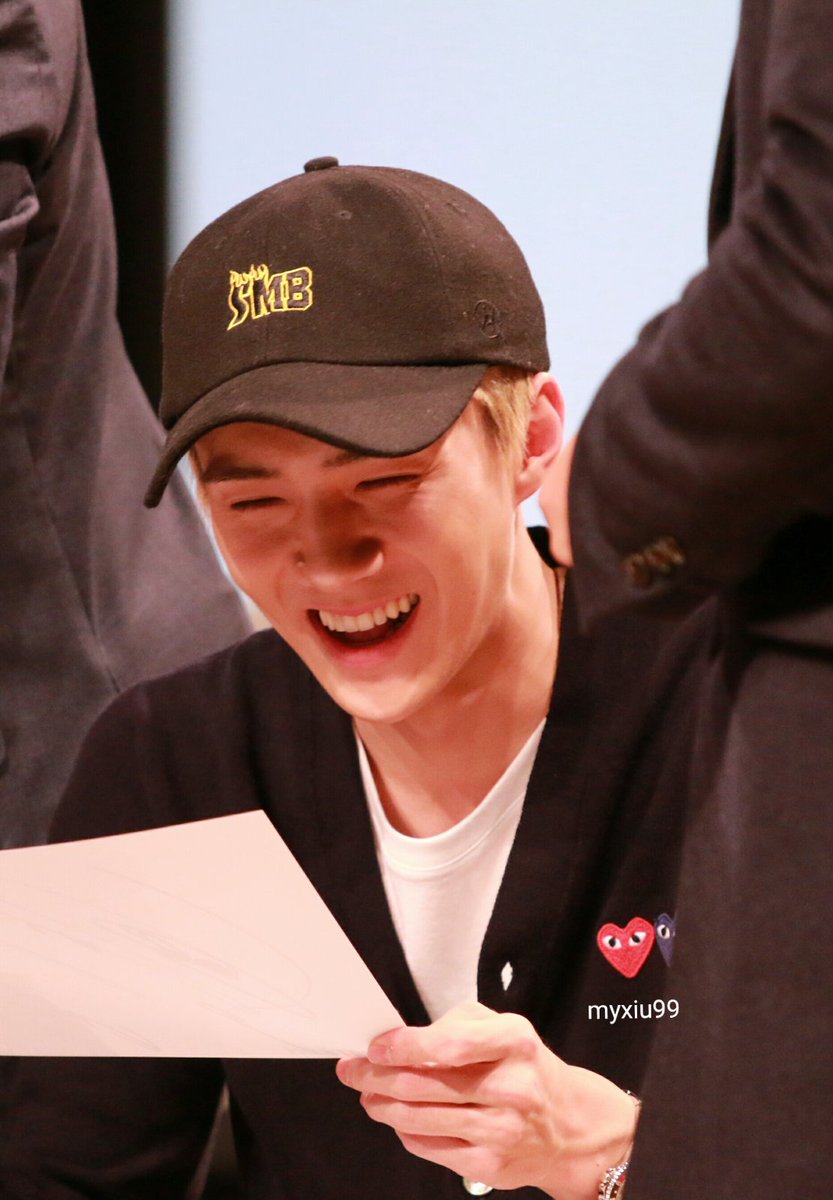 winterheat1127's tweet photo. My #TeenChoice nominee for #ChoiceStyleIcon is #EXO #SEHUN https://t.co/j90gRyAvQz