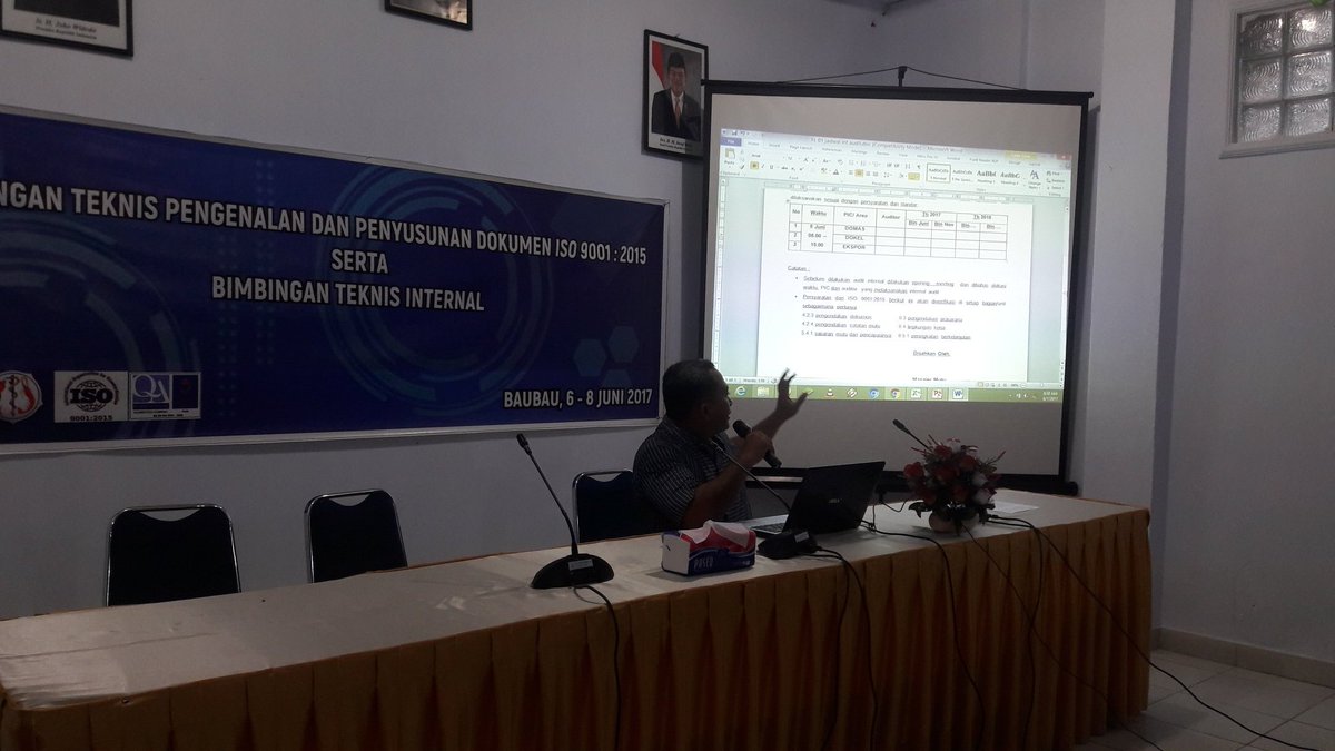 BadanMutuBaubau's tweet photo. #SemakinMaju 7/6/17 hari ke2 BIMTEK ISO 9001:2015 Audit Sistem Manajamen Mutu @HumasBKIPM @rinajanwar2201 @BKIPMBaubau https://t.co/8C3y69pEaD