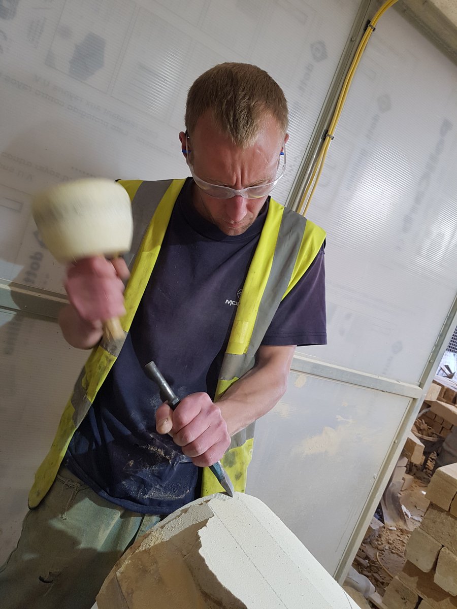 Former #Emmerdale actor carves out career for himself as a #stonemason at Blackhill #Quarry #Otley #Leeds 
monebrothersdiy.co.uk/index.php?rout…