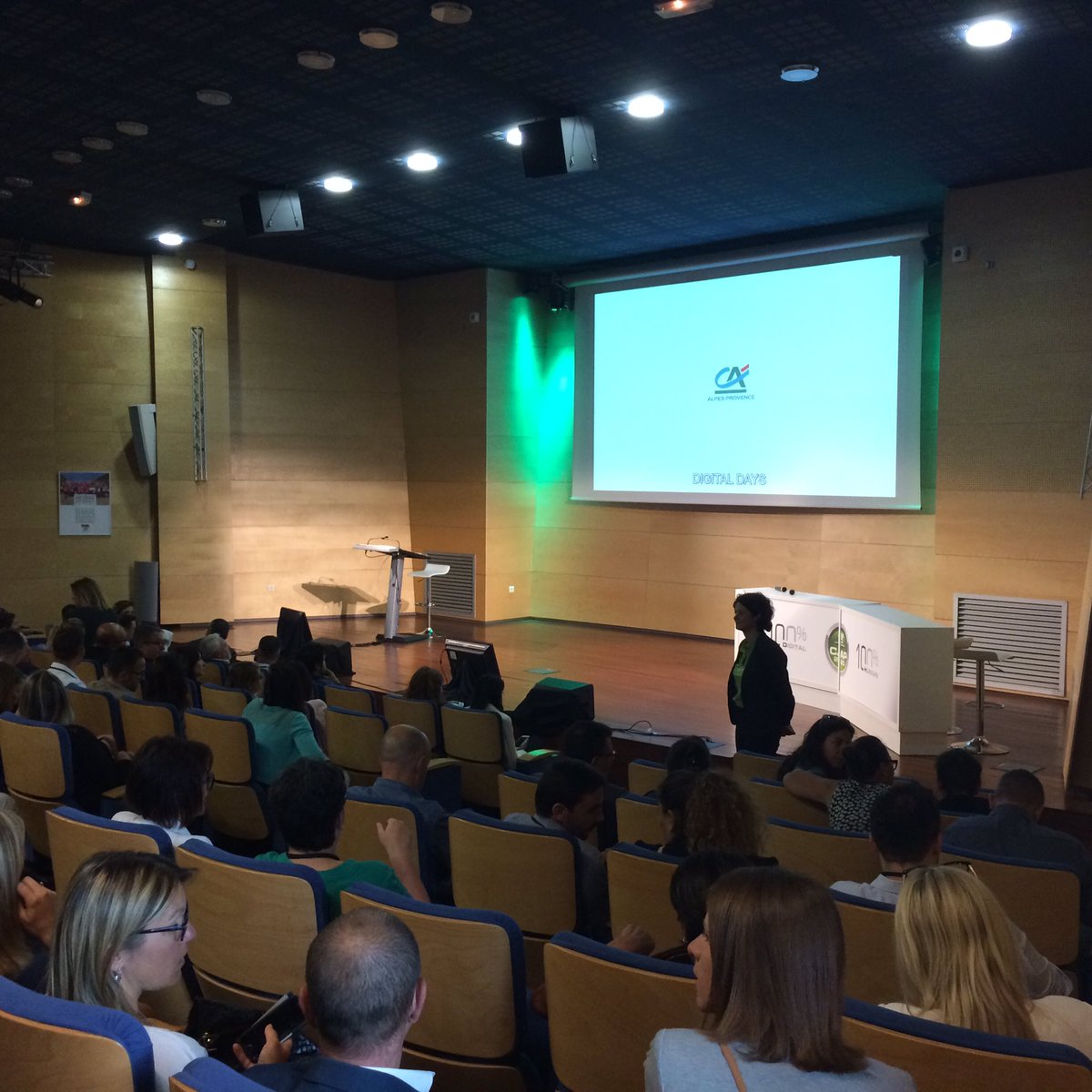 christopheginer's tweet photo. C'est le jour J 👍top départ des #digitaldays by CAAP #caap2020 https://t.co/e80SdBNc7S