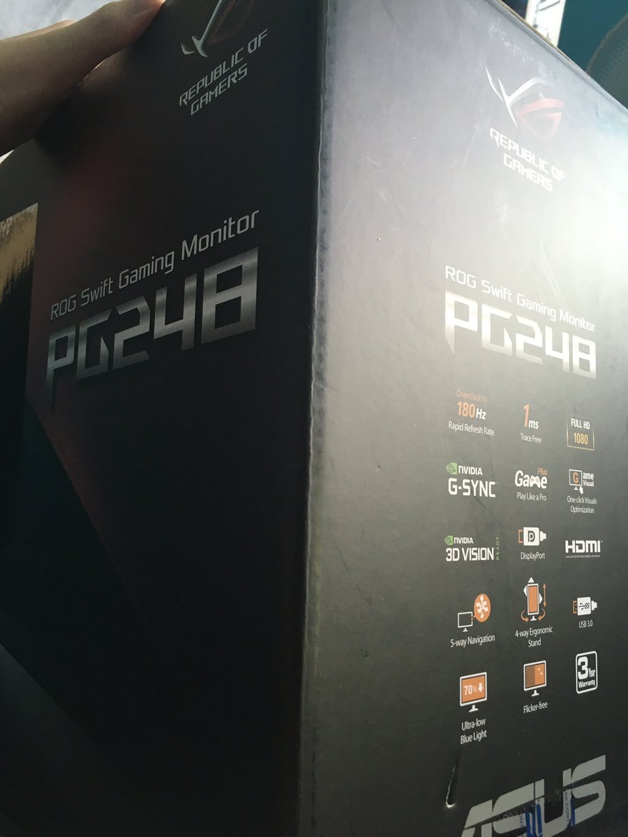 ashpash1997's tweet photo. @ASUS_ROGUK,@ASUS_ROG Finally got one! :D soo good thanks guys :) https://t.co/VjRFPuiclH