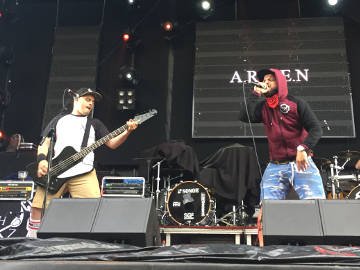 factoria_ritmo's tweet photo. Reportaje y galería: Renedo Rock 2017 https://t.co/onMiZpLEqN 
@DEF_CON_DOS #RenedoRock #radiocrimen https://t.co/ATG4xWt5XQ