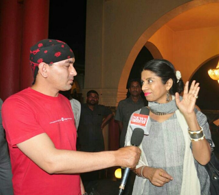 Deepsingh_page3's tweet photo. #Actress #Mita_Vashisht #Special_Interview #MeetNGreet #Page3Reporter #NewsObserver #MPCG #Hathaway217 #Digicable221
#Srcable217 https://t.co/oP1aBPzNSI