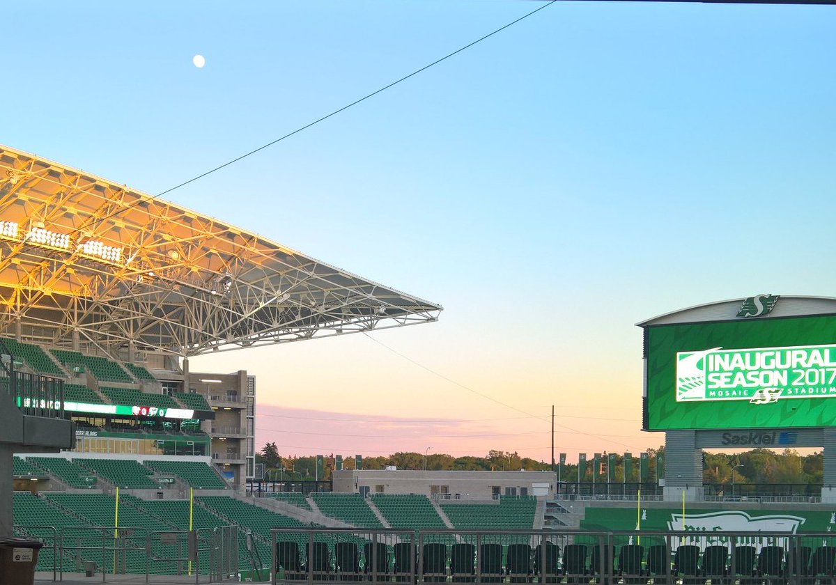 superghost's tweet photo. Took a stroll around #MosaicStadium tonight. Stoked for the start of the @sskroughriders season! @CFL 🏈💚 https://t.co/Mw0Lnc3pka