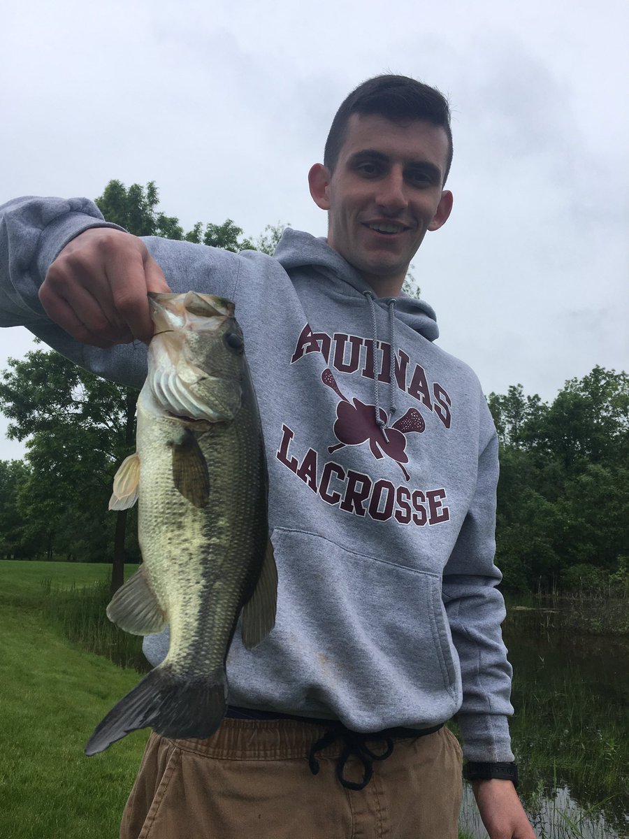 tmacroc17's tweet photo. Bass were smacking the frog yesterday at a private pond https://t.co/gyfpwBvtrL