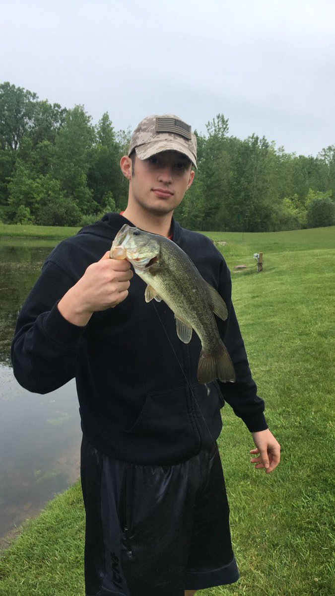 tmacroc17's tweet photo. Bass were smacking the frog yesterday at a private pond https://t.co/gyfpwBvtrL