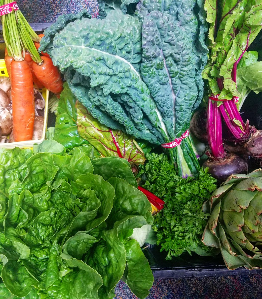 vivaeducacion's tweet photo. Grateful for the love you put into growing the food we put into our bodies @UrbanArtsCo 🌱 #organic #vegan #plantbased #salinas #albafarms https://t.co/dt2ukP8jPy