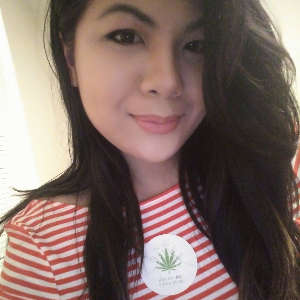 A_Cha_222's tweet photo. Rockin my hand made hemp stickers made from hemp paper! #hemphistoryweek #IndustrialHemp #Hemp #diy https://t.co/Cxd7BM4vST