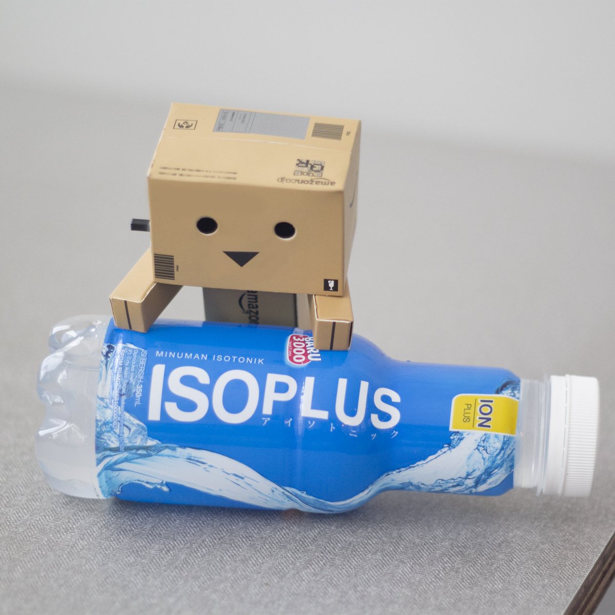 Isoplus7ion's tweet photo. Kemasan 350ml ISOPLUS praktis untuk menemani aktivitas sibukmu. So pasti bisa jadi teman sehat. #ElevateYourDay #1S1B #PuasaPenuhHikmah https://t.co/7yBxn5NTQI