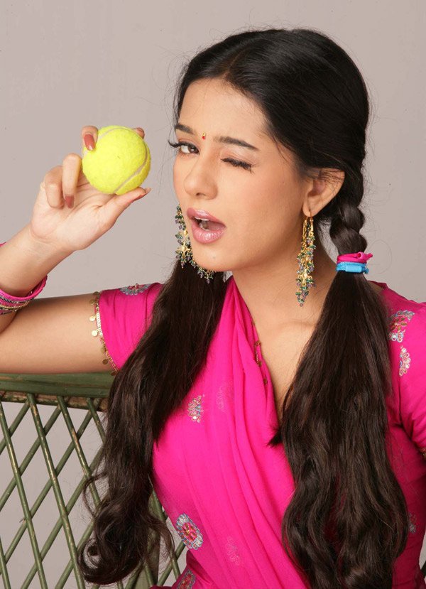 Happy Birthday Amrita Rao !!    