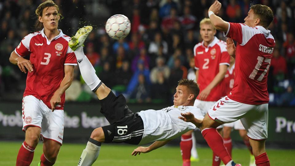 poetbelly's tweet photo. #DENvsGER #JoshuaKimmich grabs late equaliser for Germany vs Denmark

https://t.co/UifKvln9aU https://t.co/KaLSP5bdAp