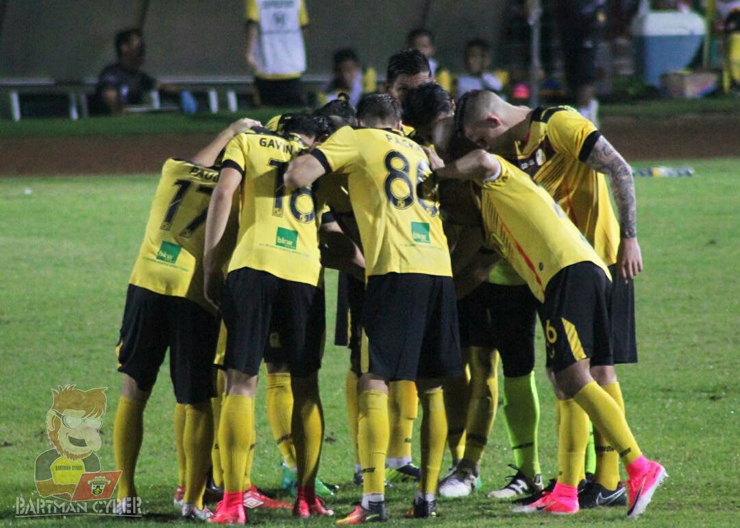 Meski Jadwal Cukup Padat, Laskar Antasari Percaya Diri Bisa Curi Poin Di #DerbyPapadaan . - bit.ly/2qVljox #BaritoDay