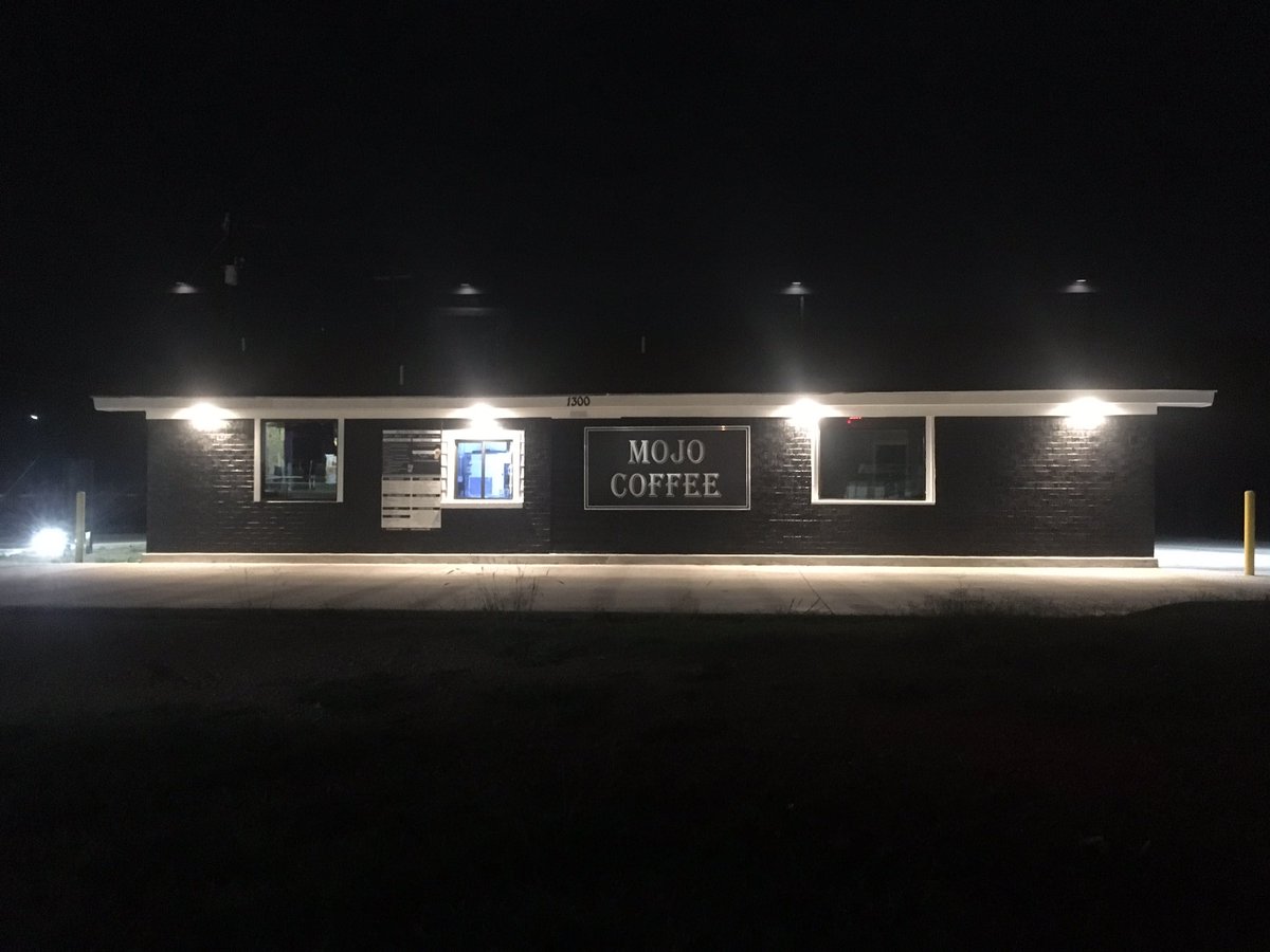 MojoBurnet's tweet photo. Familiar building in Marble Falls...heard the coffee is great! Tell your Marble falls friends to stop by our new Mojo shop in the morning! https://t.co/g4VlrJ9jjO