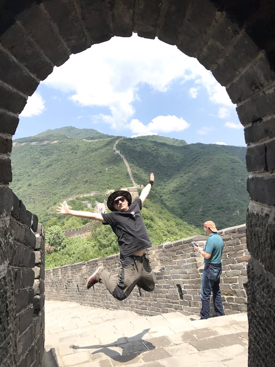 AndyRobot's tweet photo. On #GreatwallOfchina hanging out @DC3Education thinking of #robots https://t.co/FR4w0FOWZ2