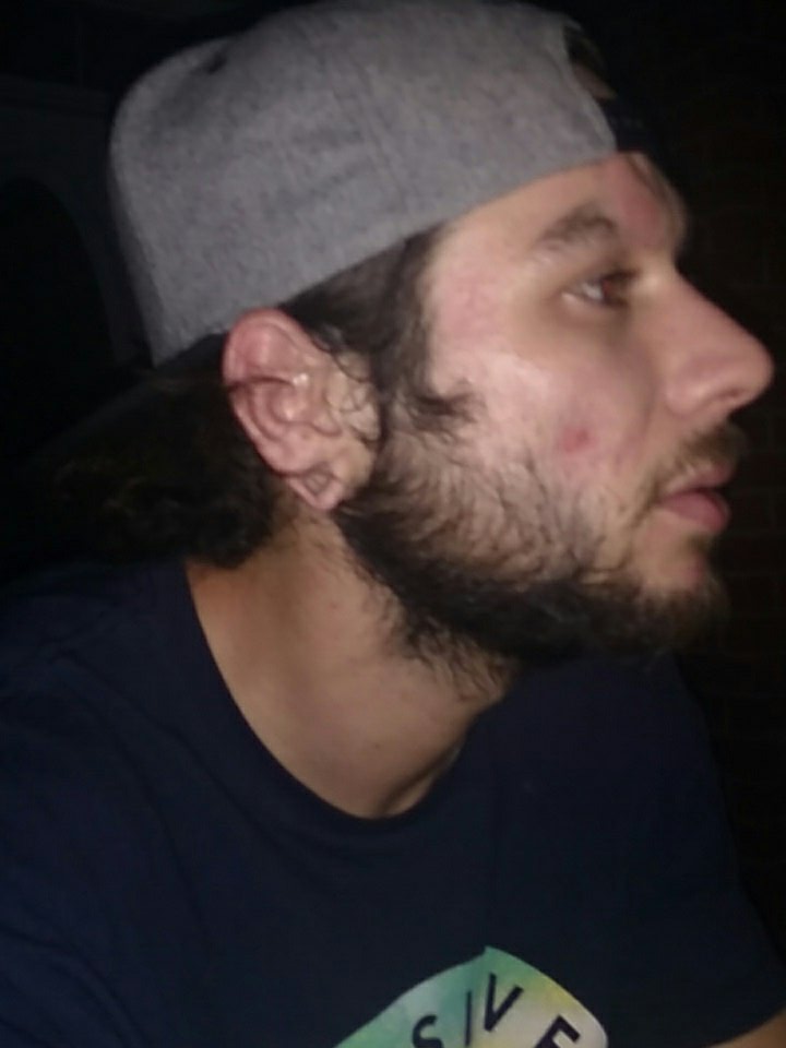 DtheDOM1's tweet photo. Bored. Send me some money. 
#cashmaster
#alpha
#hatemyhairlikesnoop
#fuckyou https://t.co/fEqVf2LQtk