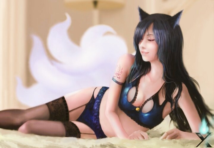 "Want to play with me?~" 

|😻| Loving this Ahri cosplay ♡

#openRP #lewdRP