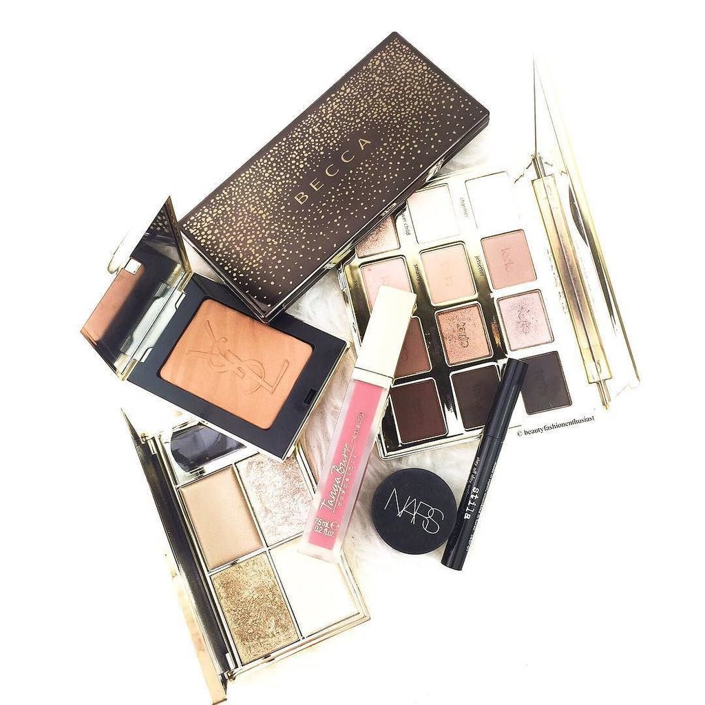 luvmelodyy's tweet photo. .
.
.
.
.
.
#makeup
#makeupoftheday
#faceoftheday
#makeupobsessed
#makeupmess
#makeupcollector
#igbeauty
#beccahighlighter
#makeuph… https://t.co/Cq4naW9rDA