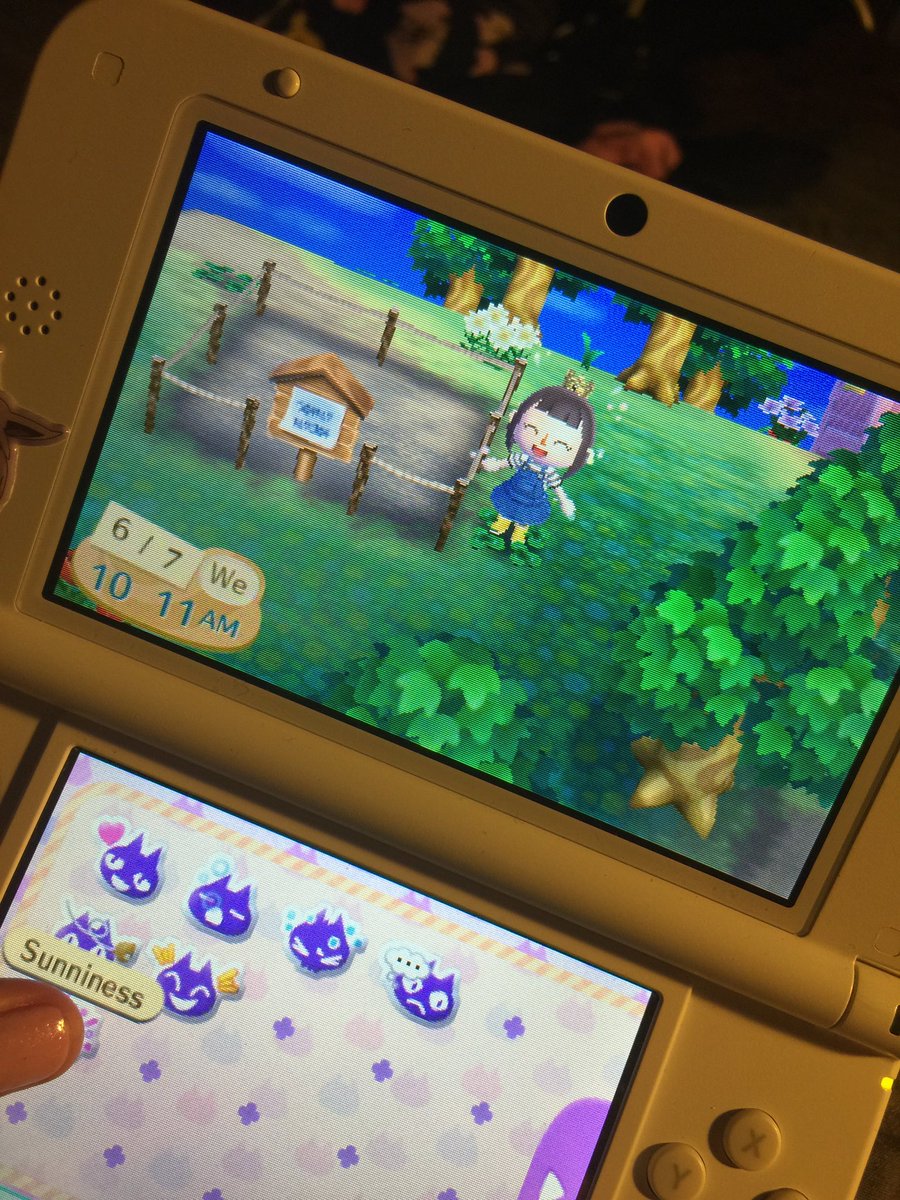 sweetpeachum's tweet photo. first try plot resetting for Fuchsia 💞 can't wait to have my third deer baby 🦄 #newleaf https://t.co/PVTs86AplE