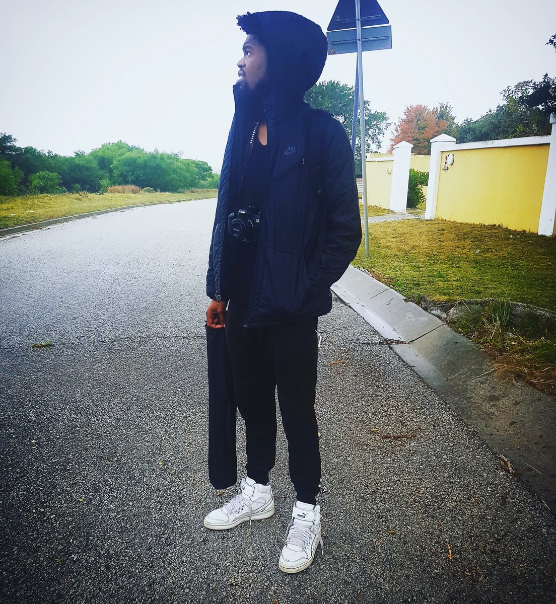 kisometsi's tweet photo. #BiLensual
#SelfPortrait

#photographer x #model
 vs
#weather https://t.co/LVdXbtmtvA