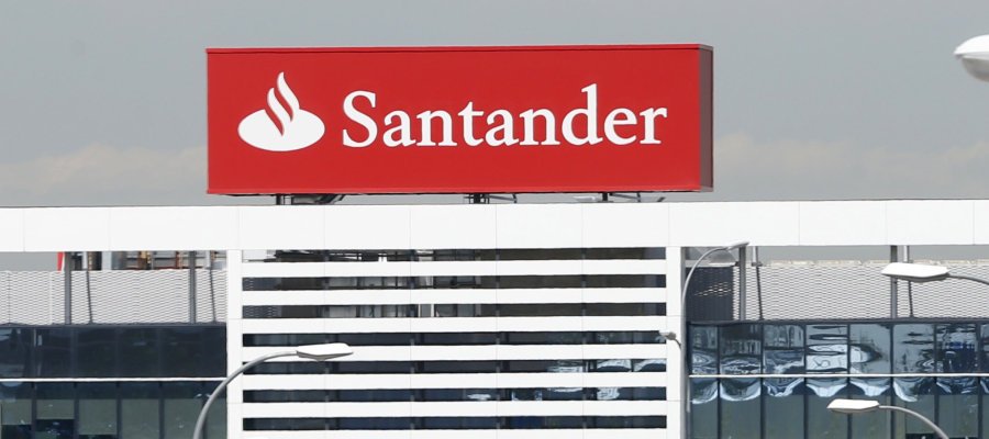 A3Noticias's tweet photo. #ÚLTIMAHORA: El Banco Santander compra el Popular por un euro para evitar su caída https://t.co/DArxX3EQK2 https://t.co/4vprlNxh45