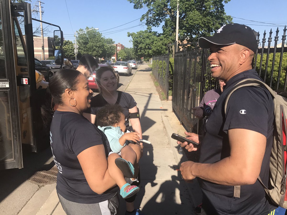 brightstarco's tweet image. 🏃🏽🏃🏾‍♀️#Raceday #StridesforPeace #TurnModel #itsourTURN #BSCO 🌟