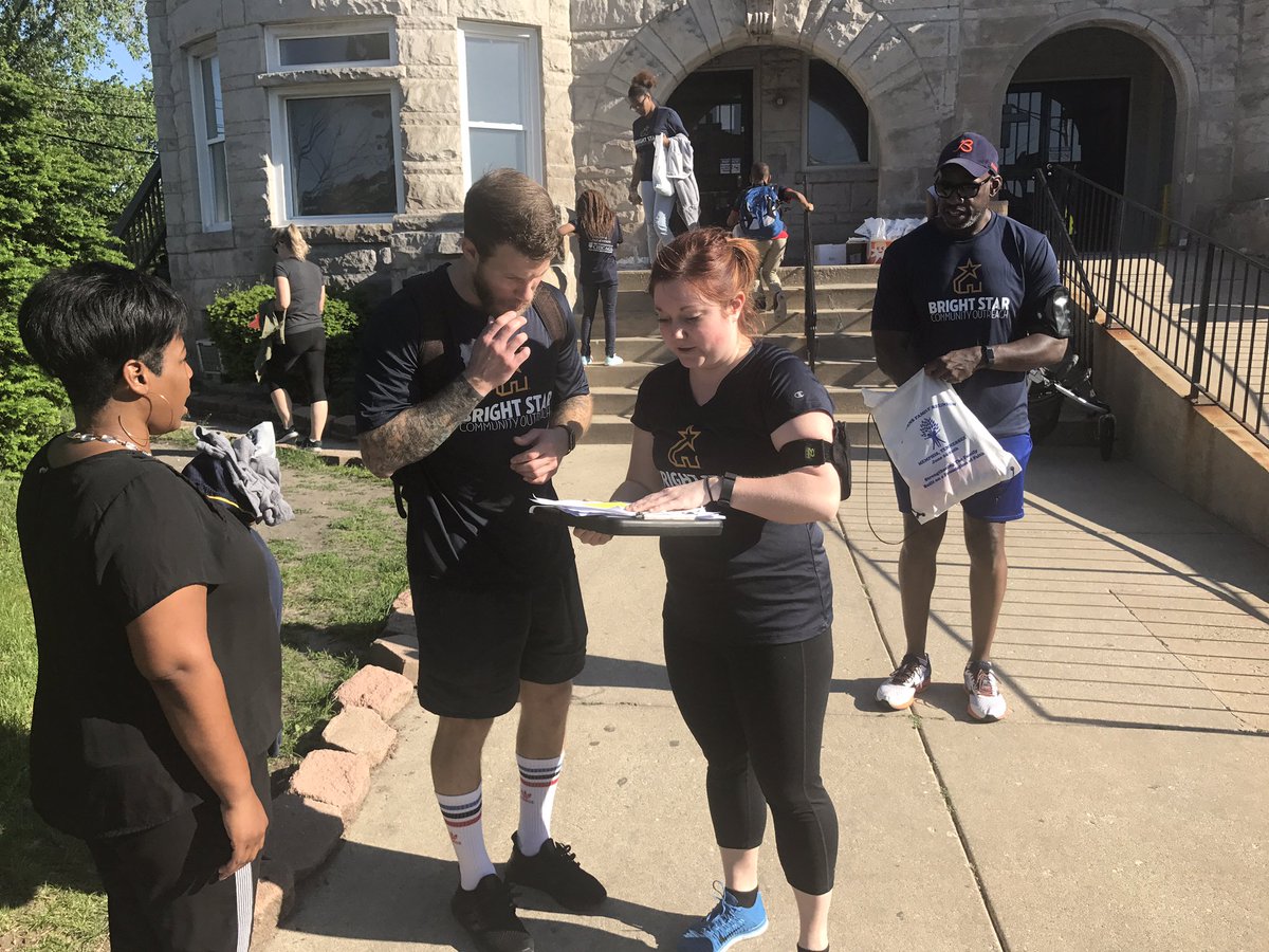 brightstarco's tweet image. 🏃🏽🏃🏾‍♀️#Raceday #StridesforPeace #TurnModel #itsourTURN #BSCO 🌟